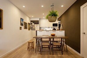3 bedrooms - Taman - 3 Bedrooms in Eixample Esquerra (Barcelona)