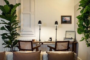 Apartment | 2 bedrooms - Fuji - 2 Bedrooms and Terrace in Eixample Esquerra (Barcelona)