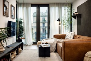 Room - Tokashi - 2 Bedrooms and Balcony in Eixample Dreta (Barcelona)