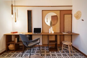 Apartment - Mahoro - 3 Bedrooms in Ciutat Vella (Barcelona)