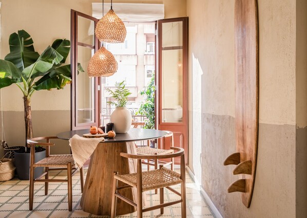 Apartment - Tomini - 2 Bedrooms in Eixample Esquerra (Barcelona)