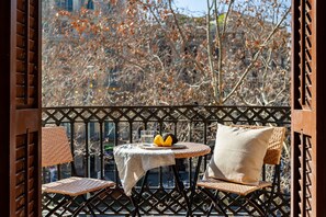 Apartment | 2 bedrooms - Timor - 2 Bedrooms and Balcony in Eixample Dreta (Barcelona)