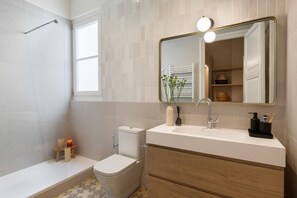Apartment - Erfoud - 3 Bedrooms in Gr cia (Barcelona)