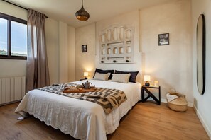 Apartment - Jalu - 3 Bedrooms and Terrace in Sant Gervasi (Barcelona)