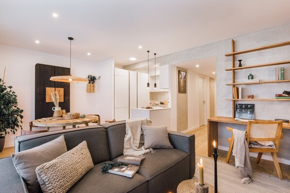 2 bedrooms - Cerler - 2 Bedrooms and Terrace in Sant Antoni (Barcelona)