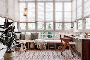 Apartment | 2 bedrooms - Tella - 2 Bedrooms and Office in Eixample Esquerra (Barcelona)