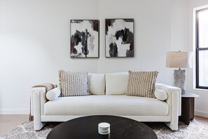 Fernseher, Stereoanlage