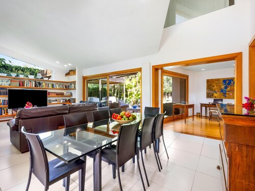 Lovely Villa Paloma