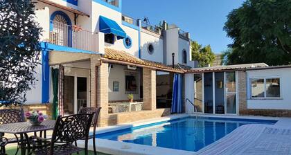 Rural House in Seville with Private Pool Villa Montecármelo, Sanlúcar la Mayor