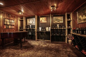 Bar (en la propiedad)