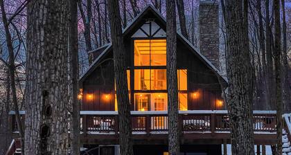 Mountainside w/Fireplace, Fire Pit, Wifi & More