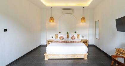 Mandapa Villa Kedungu by ABM