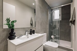 Apartment | 2 bedrooms - Chulamar - 2 Bedrooms and Balcony in Sant Gervasi (Barcelona)
