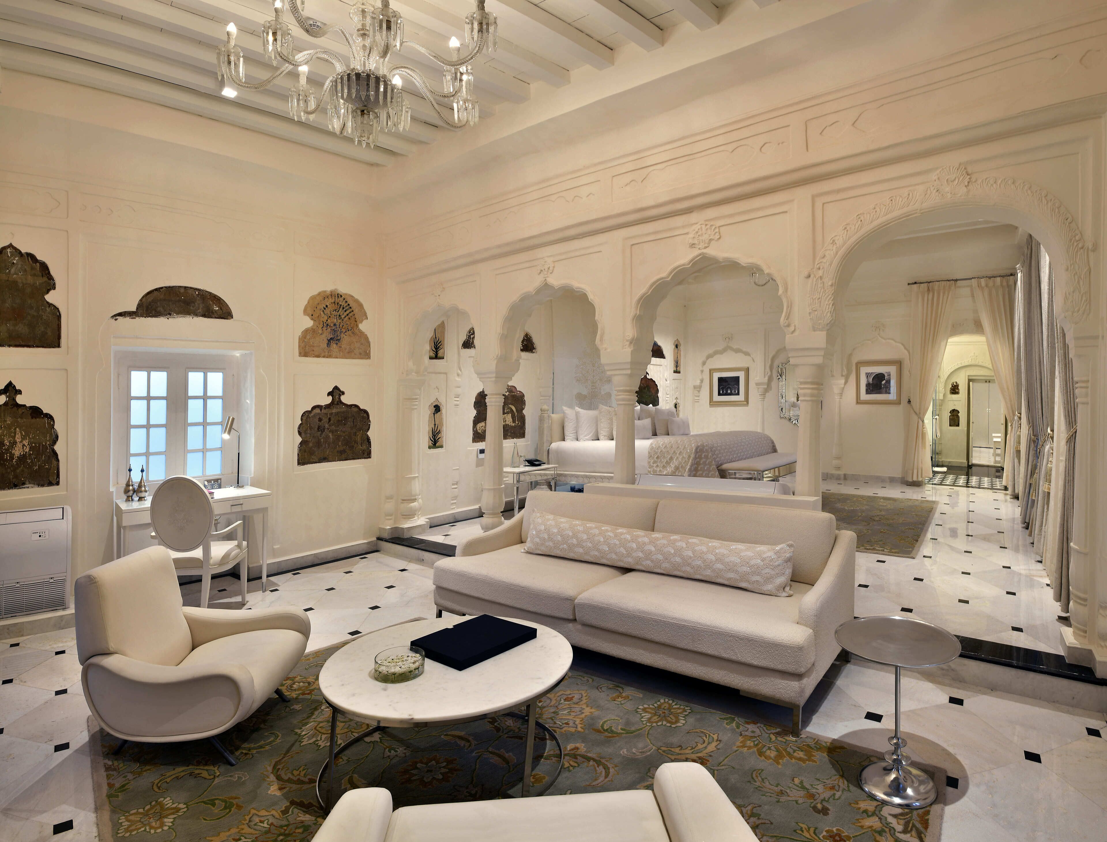 奢华双人房 | 起居区 | 电视