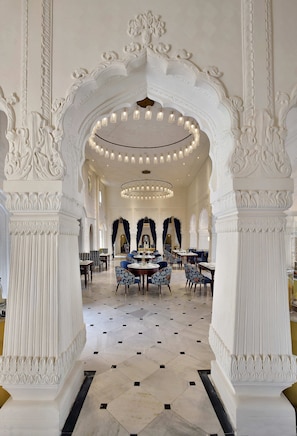 Desayuno buffet incluido todos los días