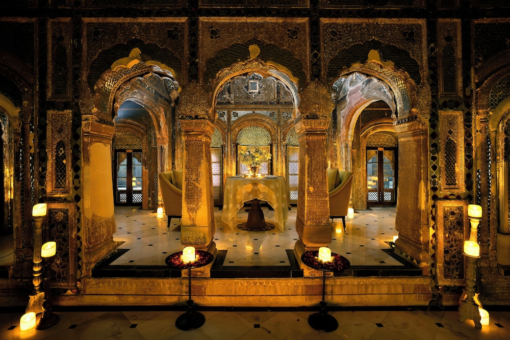 RAN BAAS The Palace by null