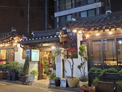 #Hongdae EXIT2#DELUXE APT#New Building#Luggage storage#Parking