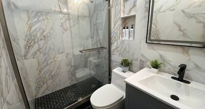 Spacious 3 bedrooms townhome in amazing Jersey City with AC, WiFi Near NYC