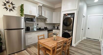 Spacious 3 bedrooms townhome in amazing Jersey City with AC, WiFi Near NYC