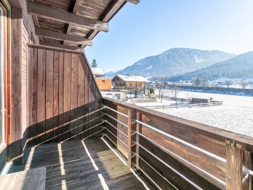 Modernes Apartment, 100 m zum Skibus