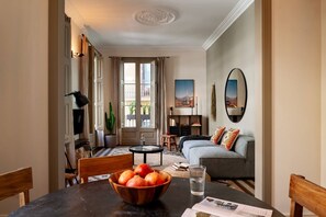 2 bedrooms - Zagora - 2 Bedrooms in Eixample Dreta (Barcelona)