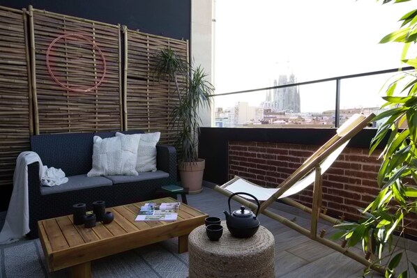 Apartment | 3 bedrooms - Yoko - 3 Bedrooms and Terrace in Eixample Dreta (Barcelona)