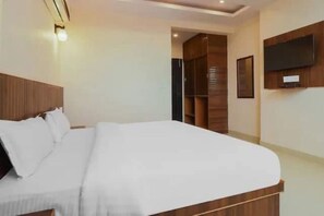 Deluxe Room, City View - Rabbit Hut Guest House By GRB (Dehradun)
