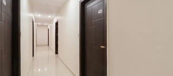 Rabbit Hut Guest House By GRB