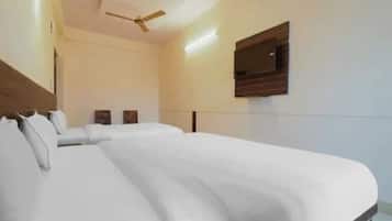 Deluxe Room, City View