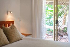 4 slaapkamers, een strijkplank/strijkijzer, wifi, beddengoed