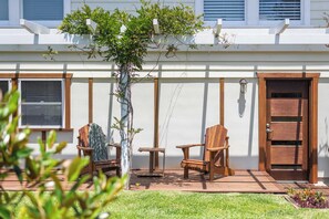 Terrace/patio - Sunset House - Oceanstays (Yamba)
