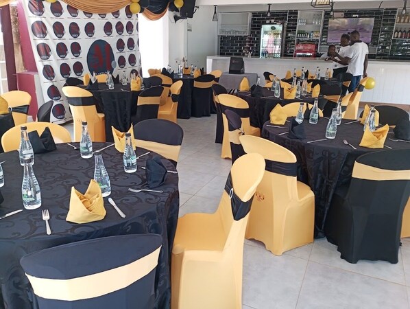 Restaurant - mirok gardens kisumu (Kisumu)