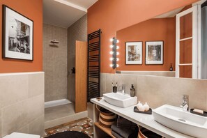 1 bedroom - Arezzo - 1 Bedroom in Eixample Esquerra (Barcelona)