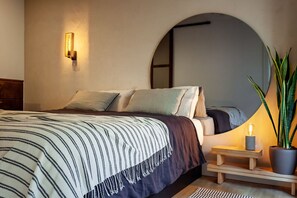 Apartment | 1 bedroom - Shan - 1 Bedroom and Balcony in El Born (Barcelona)