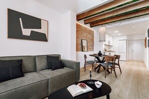 2 bedrooms - Lescun - 2 Bedrooms in Eixample Esquerra (Barcelona)