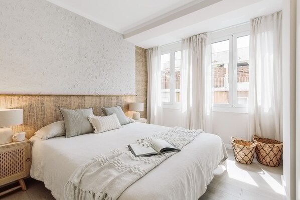 Apartment | 2 bedrooms - Stabia - 2 Bedrooms in Sant Gervasi (Barcelona)