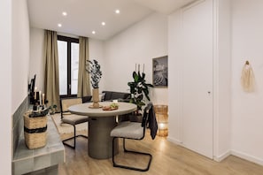 Apartment | 2 bedrooms - Capaccio - 2 Bedrooms and Terrace in Ciutat Vella (Barcelona)