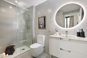 2 bedrooms - Batipaglia - 2 Bedrooms and Terrace in Ciutat Vella (Barcelona)