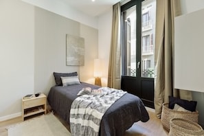 Apartment | 2 bedrooms - Batipaglia - 2 Bedrooms and Terrace in Ciutat Vella (Barcelona)