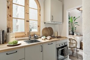 2 bedrooms - Aleu - 2 Bedrooms and Balcony in Sagrada Fam lia (Barcelona)