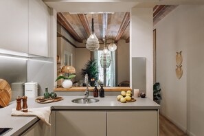 2 bedrooms - Sande - 2 Bedrooms and Balcony in Eixample Dreta (Barcelona)