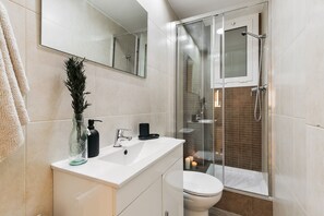 Apartment - Agnello - 3 Bedrooms and Office in Sant Gervasi (Barcelona)