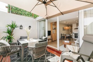 2 bedrooms - Ascea - 2 Bedroom and Terrace in Eixample Esquerra (Barcelona)