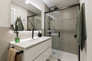 3 bedrooms