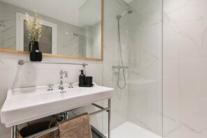Apartment | 2 bedrooms - Arienzo - 2 Bedrooms and Balcony in Sant Gervasi (Barcelona)