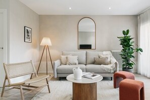 2 bedrooms - Arienzo - 2 Bedrooms and Balcony in Sant Gervasi (Barcelona)