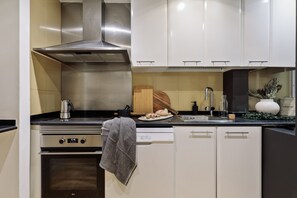 Apartment - Medes - 2 Bedrooms in Sant Gervasi (Barcelona)