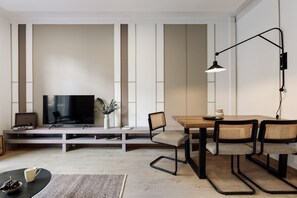 Apartment | 3 bedrooms - Costa - 3 Bedrooms Balcony in Eixample Esquerra (Barcelona)