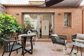 Apartment - Tunupa - 2 Bedrooms and Terrace in Sant Gervasi (Barcelona)