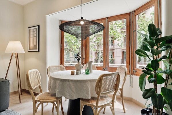 3 bedrooms - Izabal - 3 Bedrooms and Office in Eixample Esquerra (Barcelona)